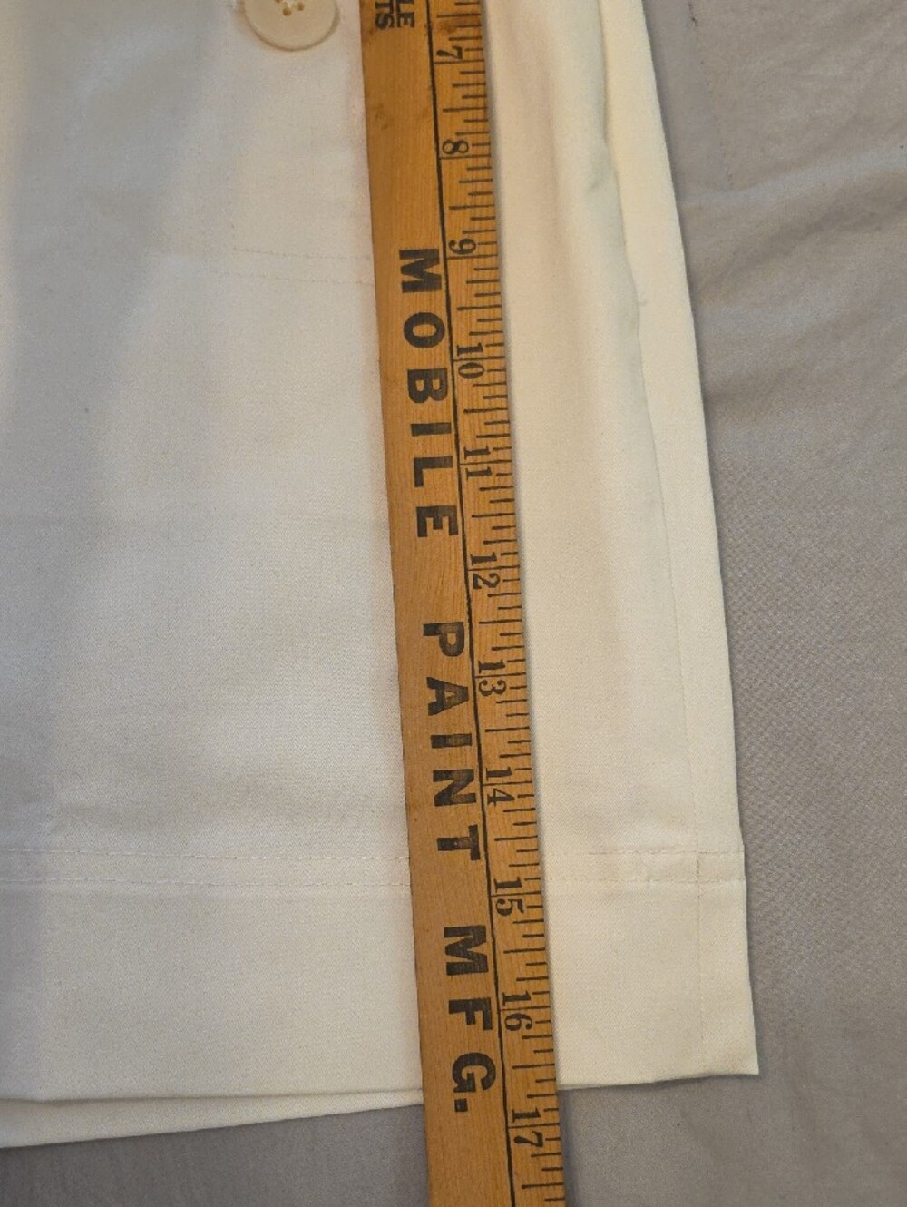 Brooks Brothers White Button-Front Bermuda Shorts - Picture 13 of 14